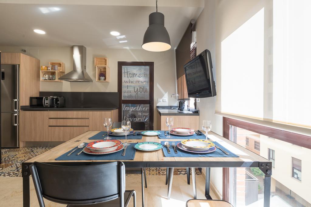 Alameda De Colon Relax & Quiet Business & Family Apartman Málaga Kültér fotó