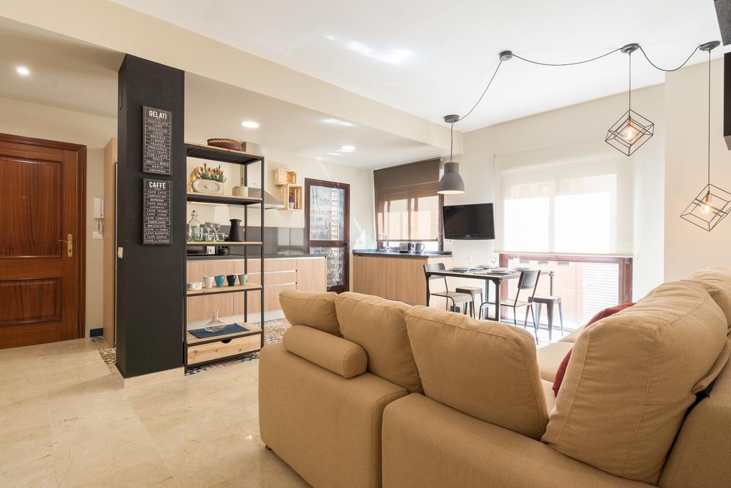Alameda De Colon Relax & Quiet Business & Family Apartman Málaga Kültér fotó